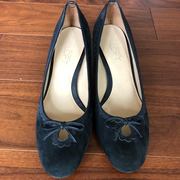 LAST CHANCE Ann Taylor Loft Kitten Heels - Picture 1 of 3
